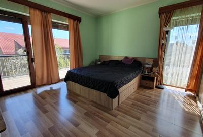 Proprietar vând casă individuală pe colț în zonă liniștită - 15