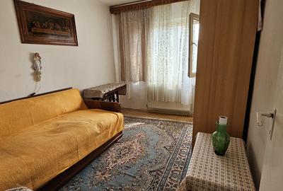 Apartament cu 3 camere zona Bod