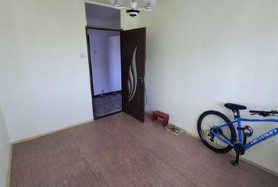 Apartamnet 3 camere decomandat | Intrare Racadau | Zona excelenta | 2 bai | Bloc - 4
