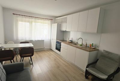 Aviatiei 3 camere, mobilat si utilat, decomandat,  etaj 4, 70 mp - 4