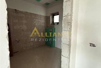 Casa Tip Duplex P+1+M cu 5 camere - 4 bai, 180 MPU, Teren - 190 MP - Comision 0% - 11