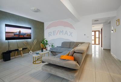 Casă individuală cu 5 camere în Dumbrăvița