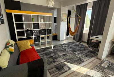 Apartament cu 2 camere decomandat, mobilat în Central