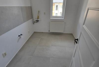 Garsonieră decomandată în Haliu