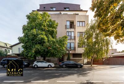 Apartament de vânzare cu 4 camere | cartier Damaroaia - 17