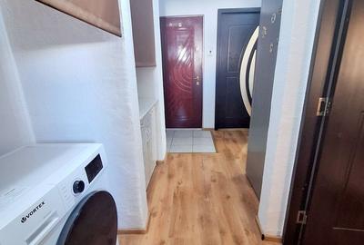 Apartament 2 camere de închiriat - Micro 17 - Mobilat - 350 Euro - 3
