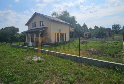 Casa noua de vanzare, cu 625 mp teren, Halchiu la 3 min de centru. - 4