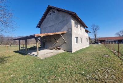 Comuna Rus, casa P+E, teren 1200 mp - 3