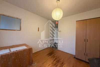 Apartament cu 2 camere, decomandat, centrala proprie, zona Soarelui - 2