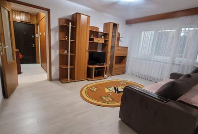 2 camere- mobilat- 49mp - centrala gaze -Tomis Nord(Rovere)-73000 E