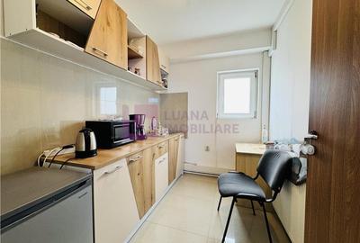 Spatiu de birouri de inchiriat | 40 mp | costuri incluse | parcare | Strand - 4