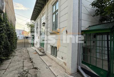 Casa zona centrala, teren 800 mp - 2