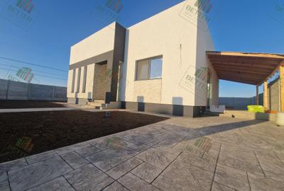 Casă individuală cu 4 camere în Berceni