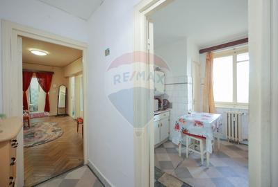 Apartament cu 4 camere de vânzare în zona Dacia - 4