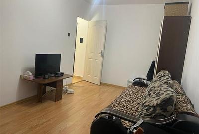 Apartament 1 camera de vanzare in Mircea cel Batran - 1