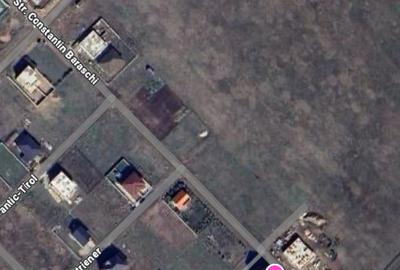 De vanzare teren, Metro 2 la 800 distanta, pe colt , partea din fata, 540 mp - 1