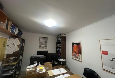 Casa la sol, renovata ,caramida, pentru locuit sau spatiu birouri, zona  buna - 6