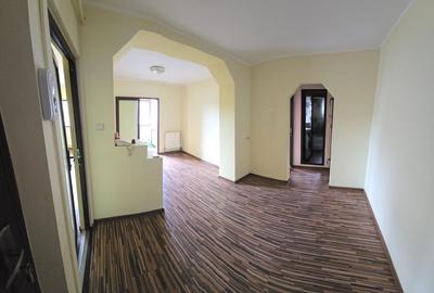 De Vânzare apartament 2 camere Decomandat localitatea  Bârlad - 1