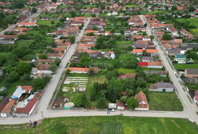 Teren Intravilan Rotbav - 1