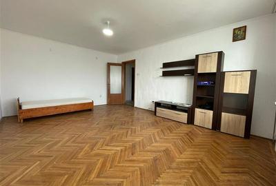 Apartament 4 camere de vanzare zona centrala Tulcea - 1