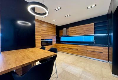 Casă individuală cu 6 camere în Pipera