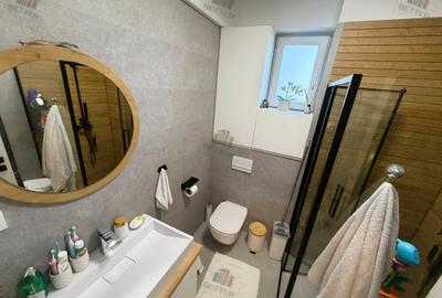 Apartament 3 camere spațios, 90 mp — 2 locuri de parcare — Etaj intermediar - 10