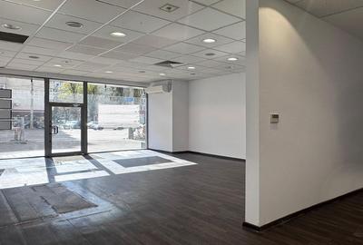 Spatiu comercial stradal 60 mp - 2