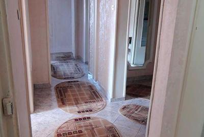 SCOLILOR  3 cam. conf 1 decomandat 2 balc. etaj 3 mobilat si utilat - 4