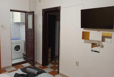 Garsoniera - parter - Zona Gara - 4