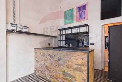 Spațiu comercial, de 12 mp, în Universitate