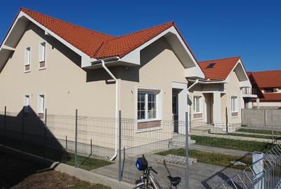 Duplex design cu interior in gri - 1