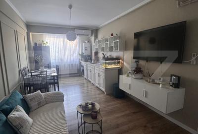 Apartament cu 3 camere semidecomandat, mobilat în Florești