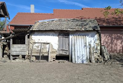 Casa pentru renovare  in Nadlac cu teren 1472mp - 16
