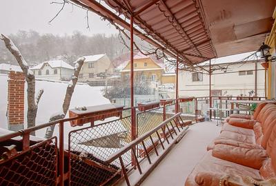 Proprietate cu 2 apartamente și garaj, Schei - 8