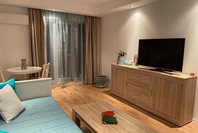 Apartament cu 2 camere semidecomandat, mobilat în Pipera