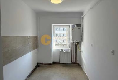 2 Camere Decomandat- Renovat-Etaj intermediar-Dacia/Bicaz - 3