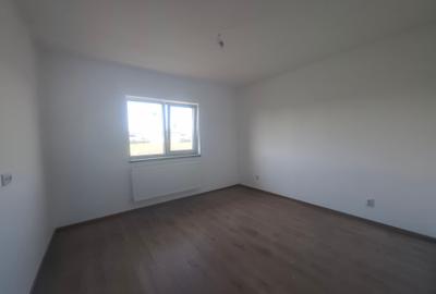 Casă individuală cu 3 camere, la cheie, într-o zonă liniștită - 12