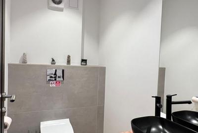 4 camere| terasă 40 mp| PIATA  VICTORIEI - 12