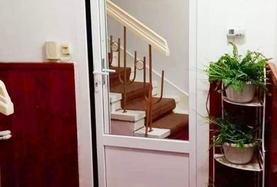 Apartament 5 camere Duplex,2 bai, 3 balcoane,zona Centrala, locuit sau afacere - 1