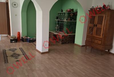 De vânzare casă familială situată în Miercurea Nirajului, zona Sântandrei! - 12