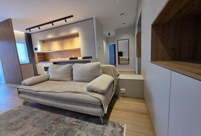 Apartament cu 3 camere decomandat, mobilat în Pipera