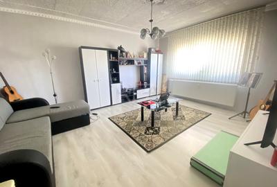 3 Camere- Decomandat-Petre Ispirescu - 2