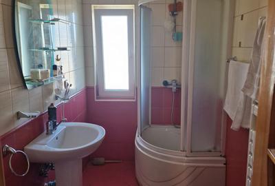 De Vanzare Apartament 3 camere Decomandat -bloc tip vila Obcini - 7