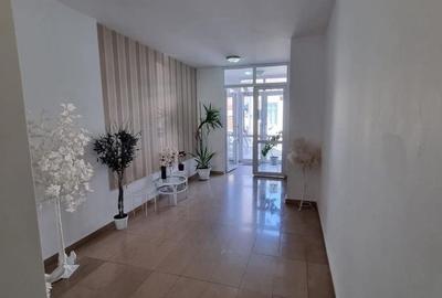 Închiriere Apartament 3 camere, 67,5 mp, etaj 3, bloc 2019, centrală proprie - 16