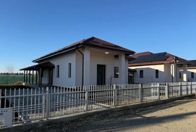 MAGNOLIA VILLAGE! Casă nouă cu vedere la munte, prima inchiriere! Negociabil - 13