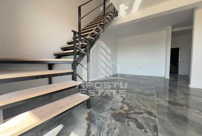 Apartament cu 3 camere semidecomandat în Giroc