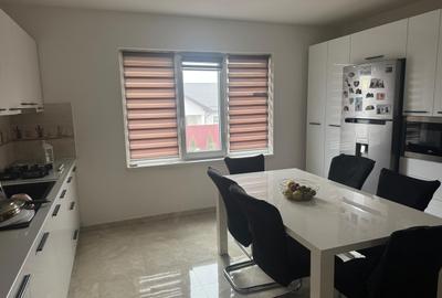 Casa noua cu etaj mobilata la intrare in Curtesti - 4