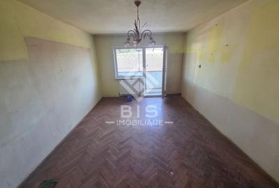 Apartament 2 camere decomandat - 2