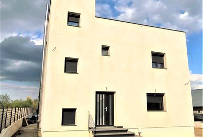 Vila superba D+ P+ 1E stil mediteranean in Paunesti jud Vrancea - 1