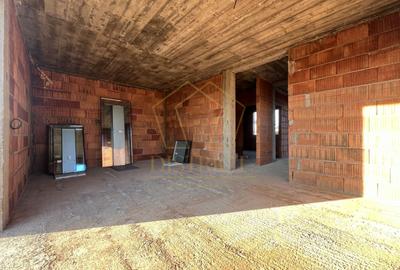 Duplex superb cu 4 camere despartit prin garaj | Chisoda | Pasha Garden - 1